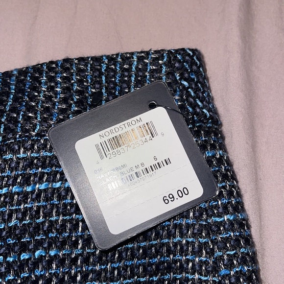 Halogen Pencil Skirt-Gorgeous fabric! - Picture 3 of 3